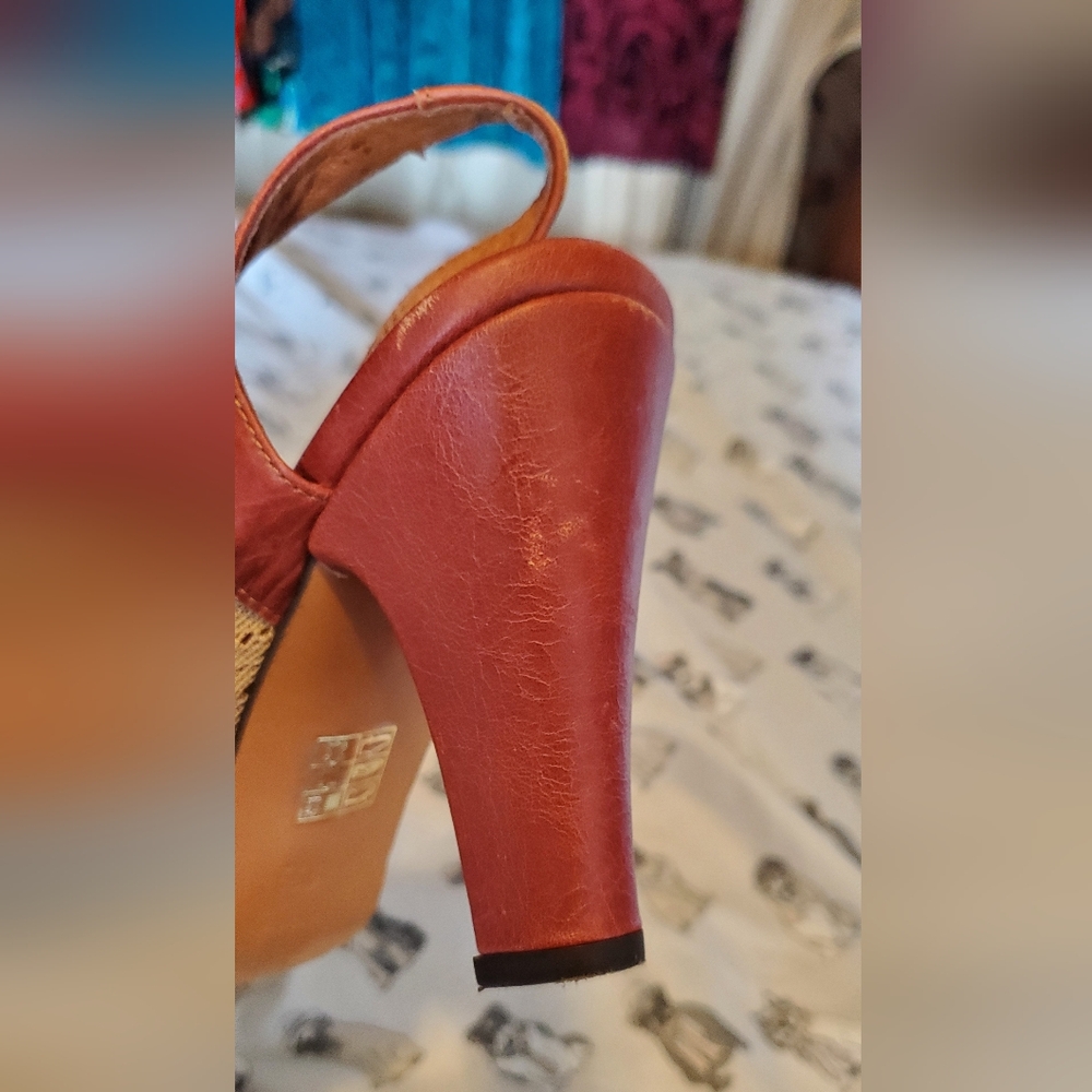 Re-mix Classic Vintage Ginger Leather Lace Spectator Heels 9.5 GUC - Picture 4 of 12